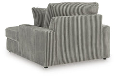Lindyn Living Room