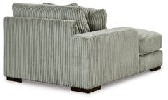 Lindyn Sectional