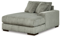 Lindyn Sectional