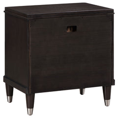 Emberlyn 5-piece Queen Bedroom Set Brown