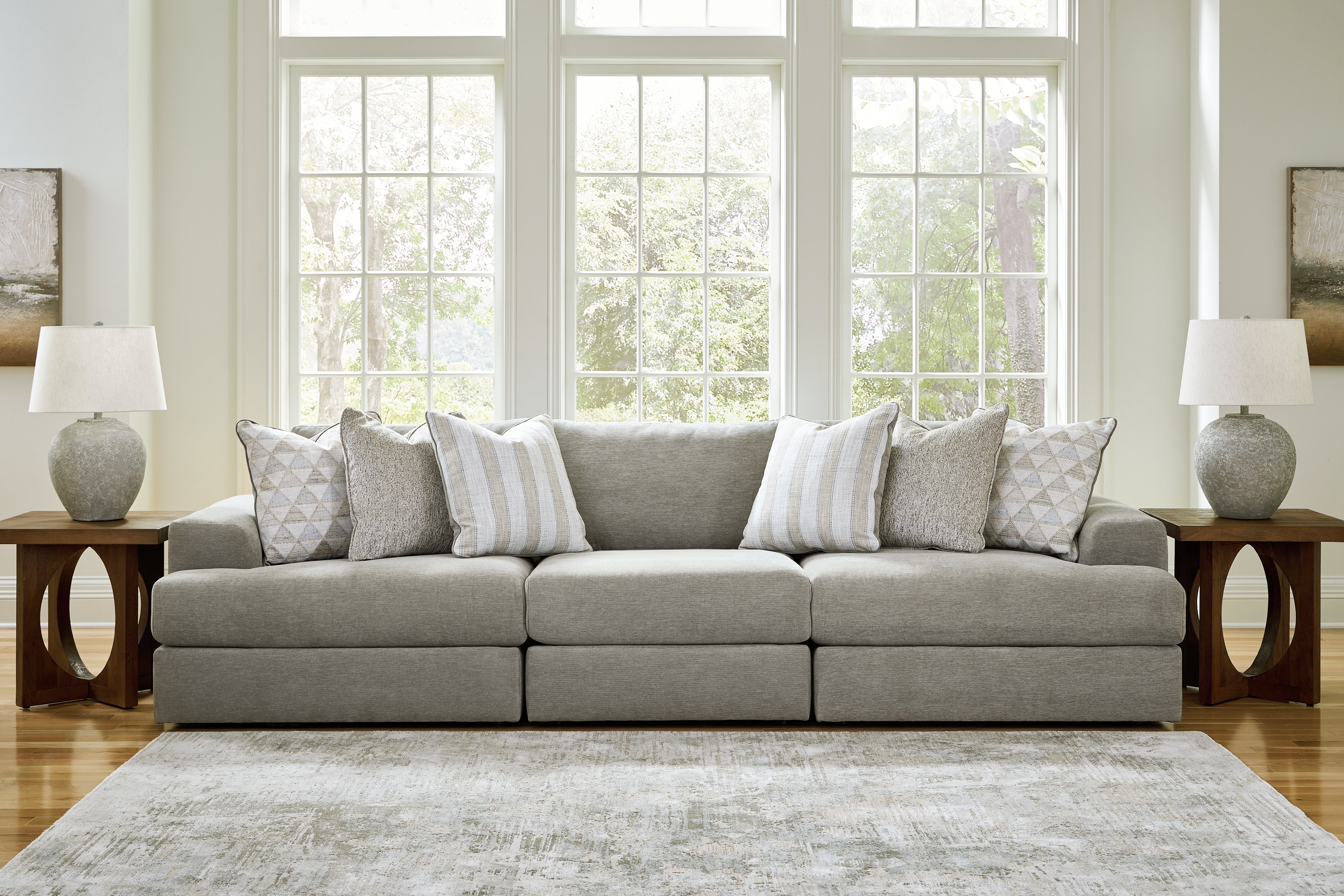 Best Furniture Outlet - Ashley Furniture - Avaliyah Sectional - RAF 3-Piece Sectional Sofa / Ash - 58103S2