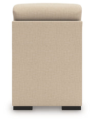 LadyMae 4-Piece Sectional