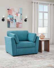Keerwick Loveseat and 2 Oversized Chairs