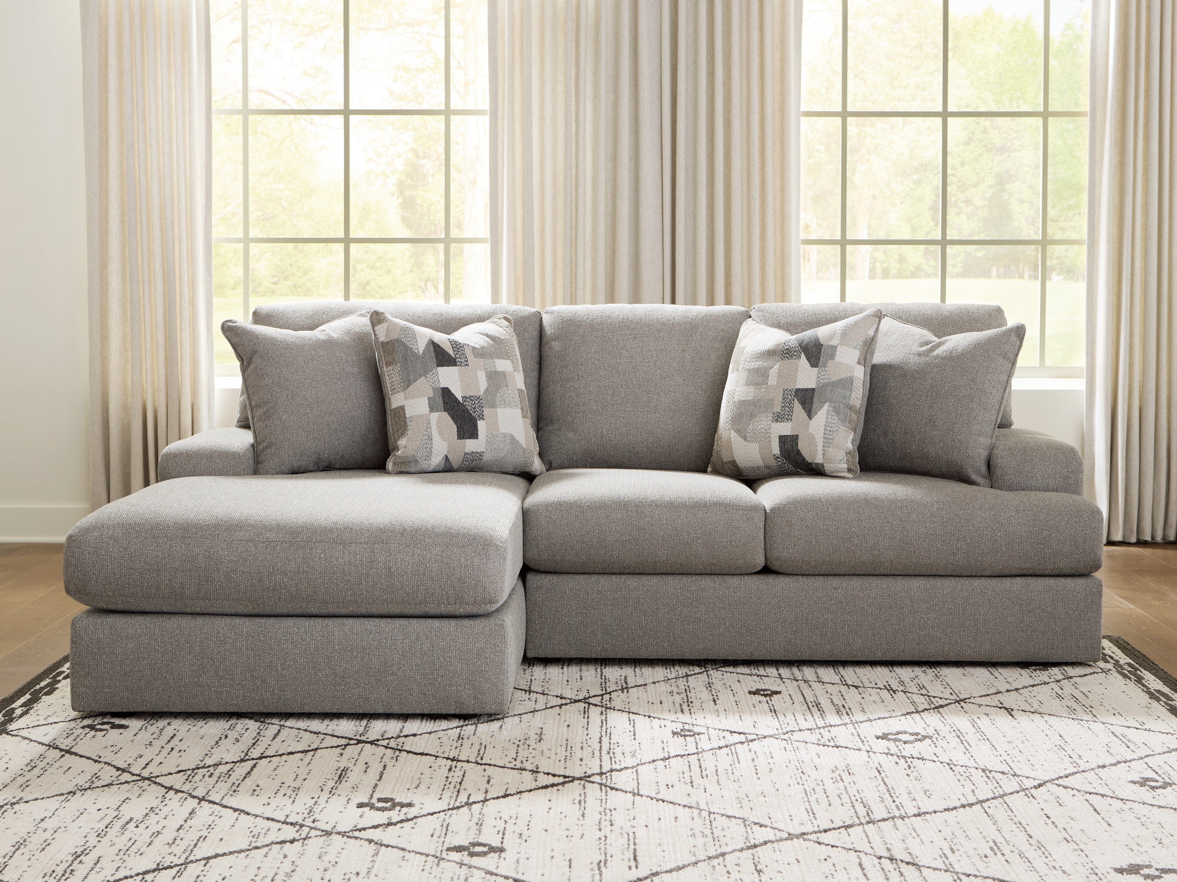 Best Furniture Outlet - Ashley Furniture - Lindon Sectional - RAF 2-Piece Sectional with Chaise / Smoke - 84704S1