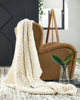 Best Furniture Outlet - Ashley Furniture - Chaddon Throw (Set of 3) - Throw (3/CS) / Ivory - A1001060