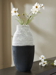 Best Furniture Outlet - Ashley Furniture - Girtha Vase - Vase / Antique White/Black - A2000877