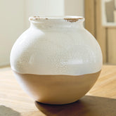 Best Furniture Outlet - Ashley Furniture - Vercott Vase - Vase - A2000957