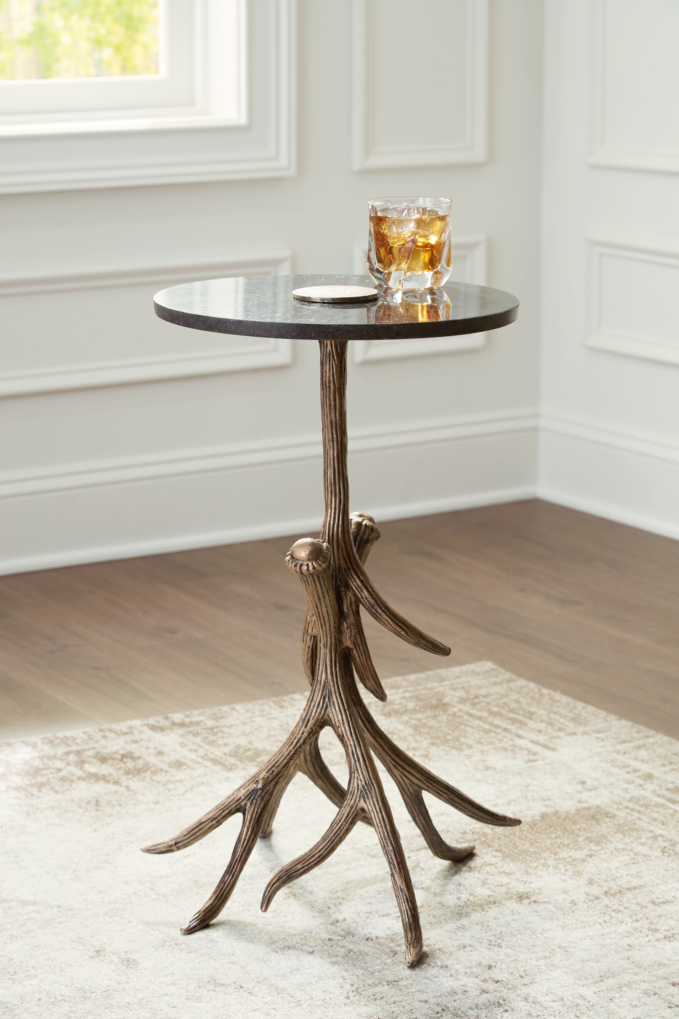 Best Furniture Outlet - Ashley Furniture - Lemkins Accent Table - Accent Table / Black/Antique Gold Finish - A4000606