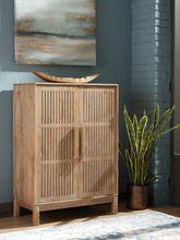 Best Furniture Outlet - Ashley Furniture - Pellamour Bar Cabinet - Bar Cabinet / Natural Brown - A4000698