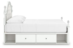 Kozlani Bedroom