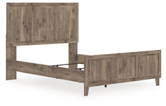 Best Furniture Outlet - Ashley Furniture - Rusticott Bedroom - Queen Panel Bed / Brown - PCB2260B2