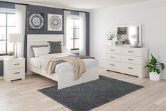 Best Furniture Outlet - Ashley Furniture - Stelsie Bedroom - Dresser and Mirror / White - B2588B1