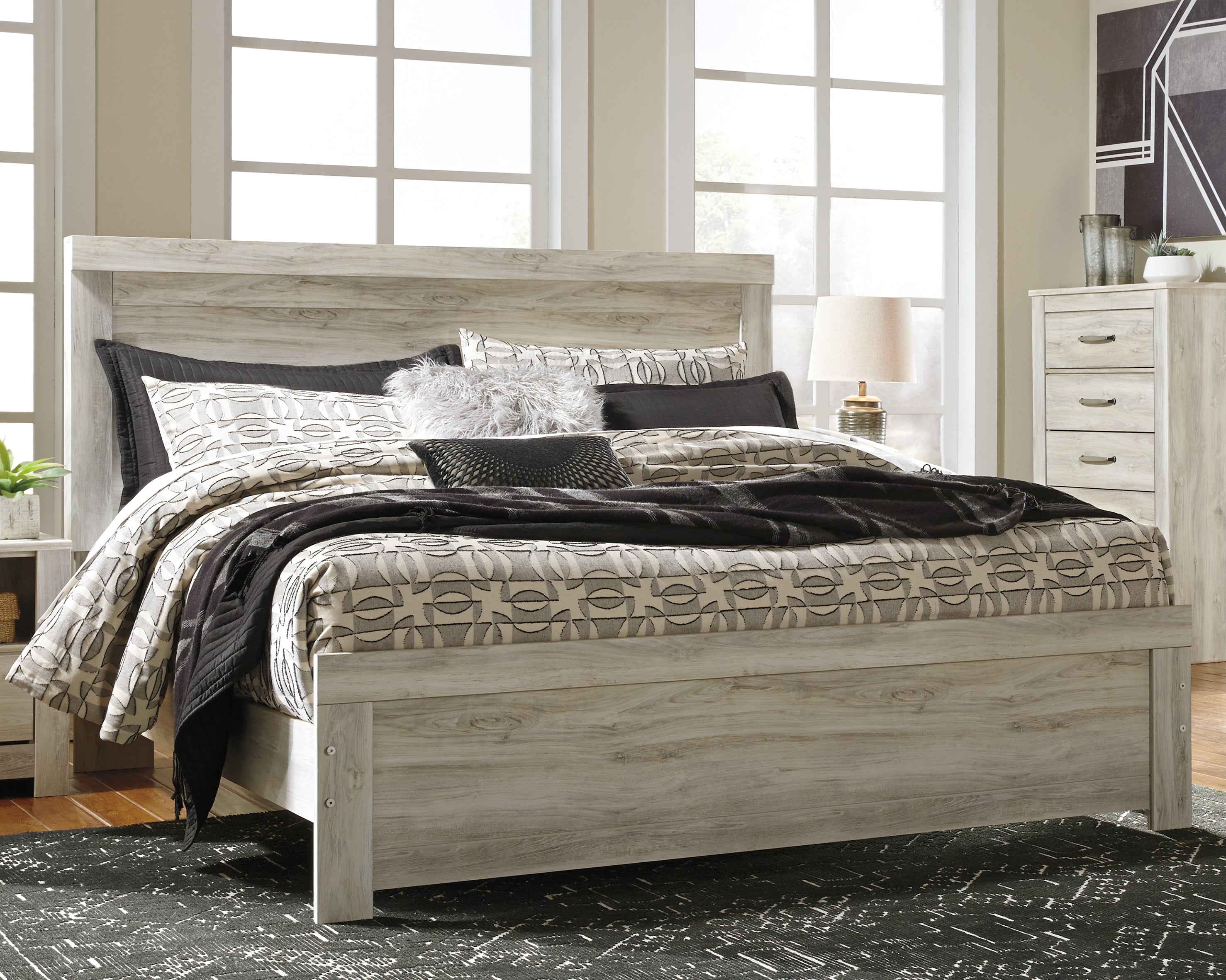 Best Furniture Outlet - Ashley Furniture - Bellaby Bedroom - King Panel Bed / Whitewash - B331B8