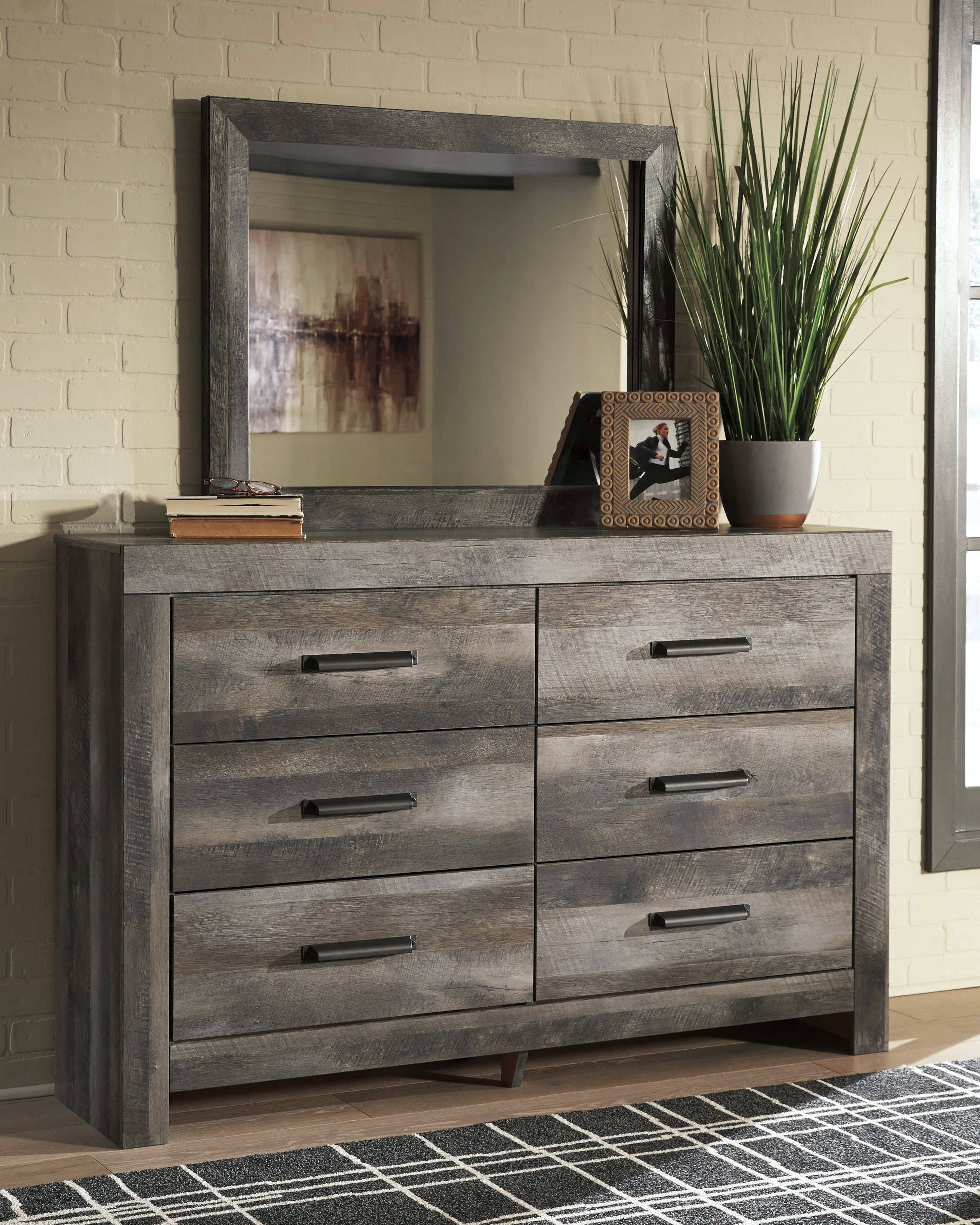Best Furniture Outlet - Ashley Furniture - Wynnlow Bedroom - Dresser and Mirror / Gray - B440B1