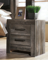 Best Furniture Outlet - Ashley Furniture - Wynnlow Bedroom - Queen Upholstered Poster Bed / Gray - B440B7