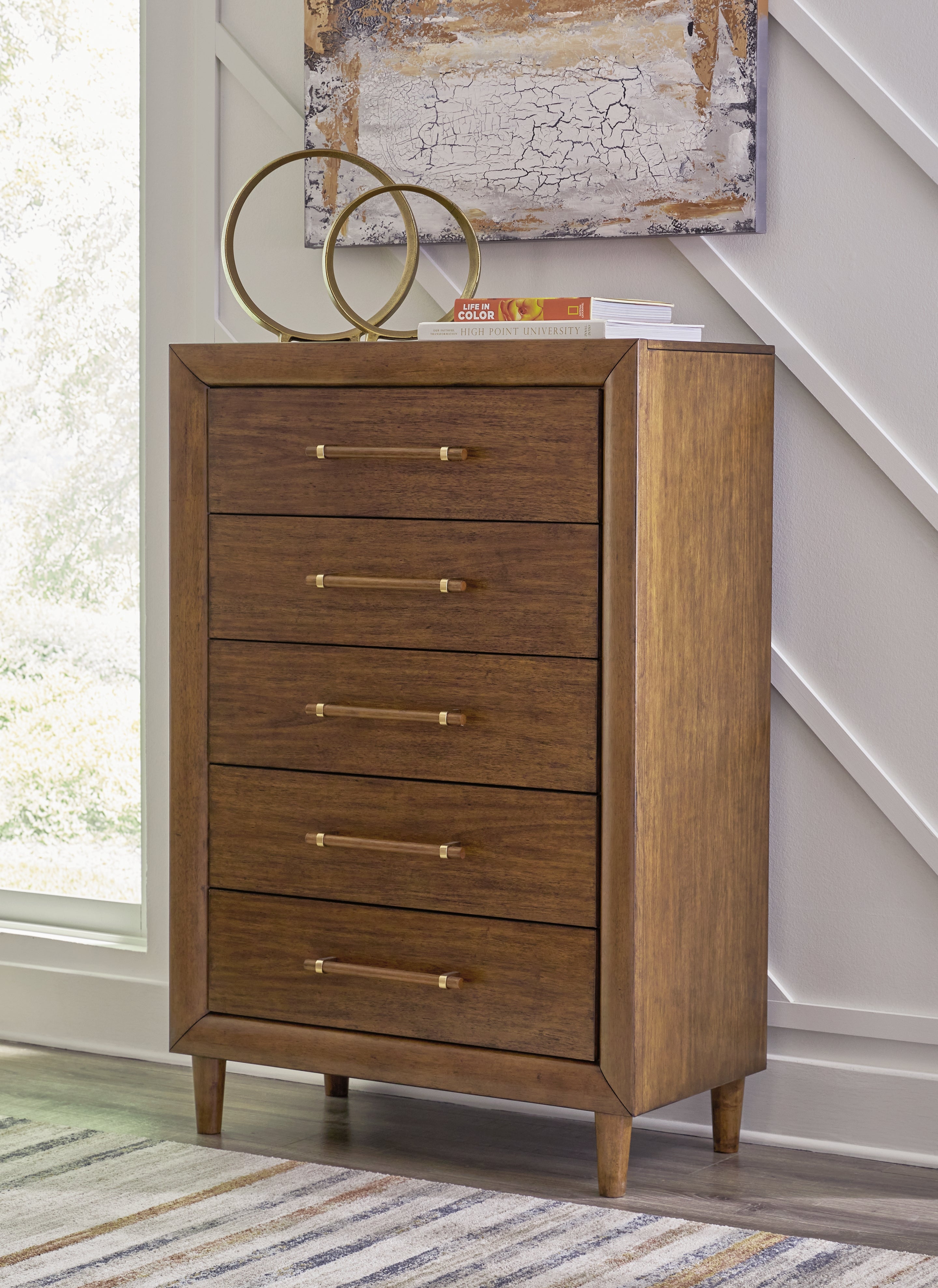 Best Furniture Outlet - Ashley Furniture - Lyncott Bedroom - Five Drawer Chest / Brown - B615-46
