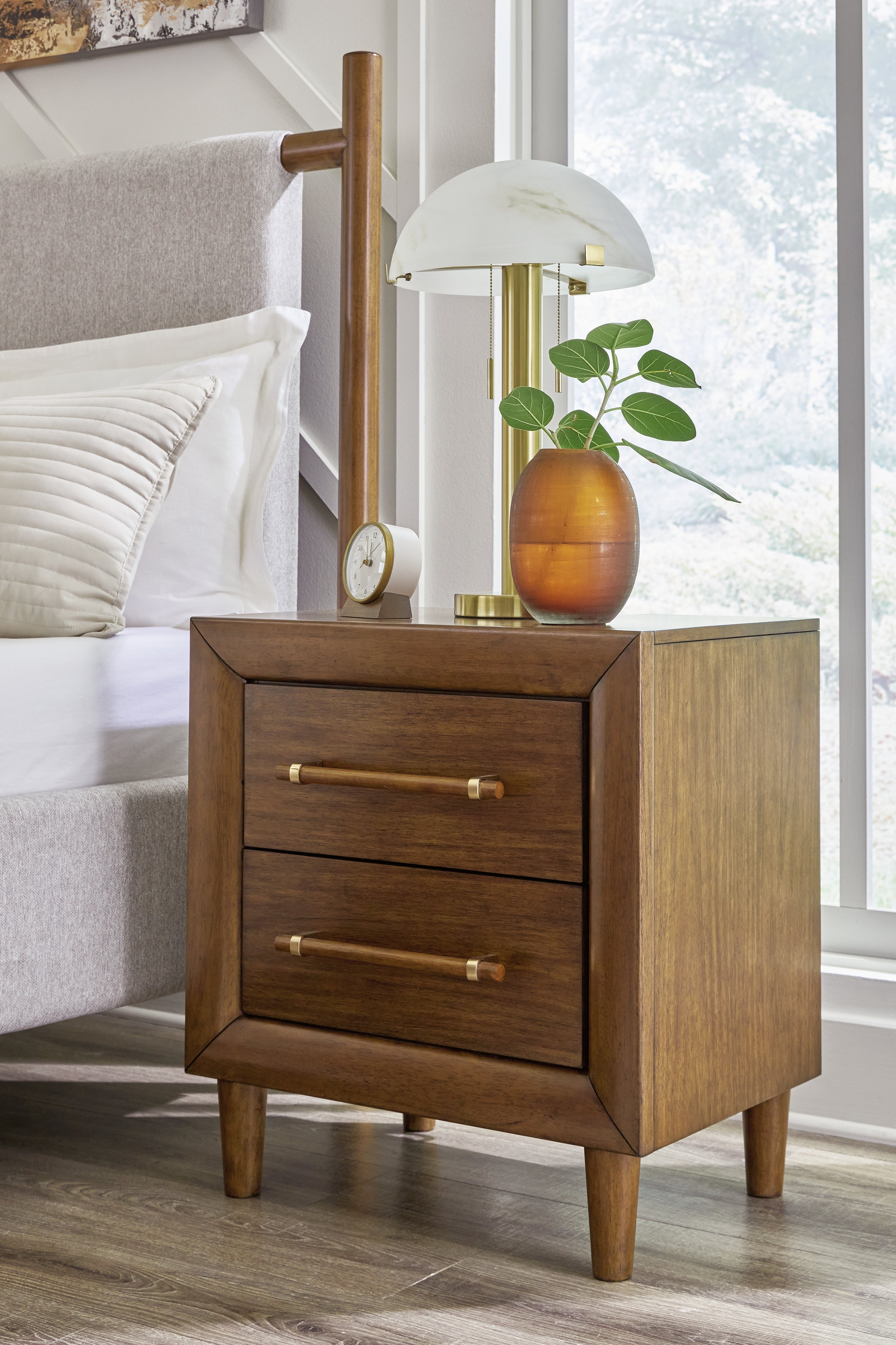 Best Furniture Outlet - Ashley Furniture - Lyncott Bedroom - Two Drawer Night Stand / Brown - B615-92