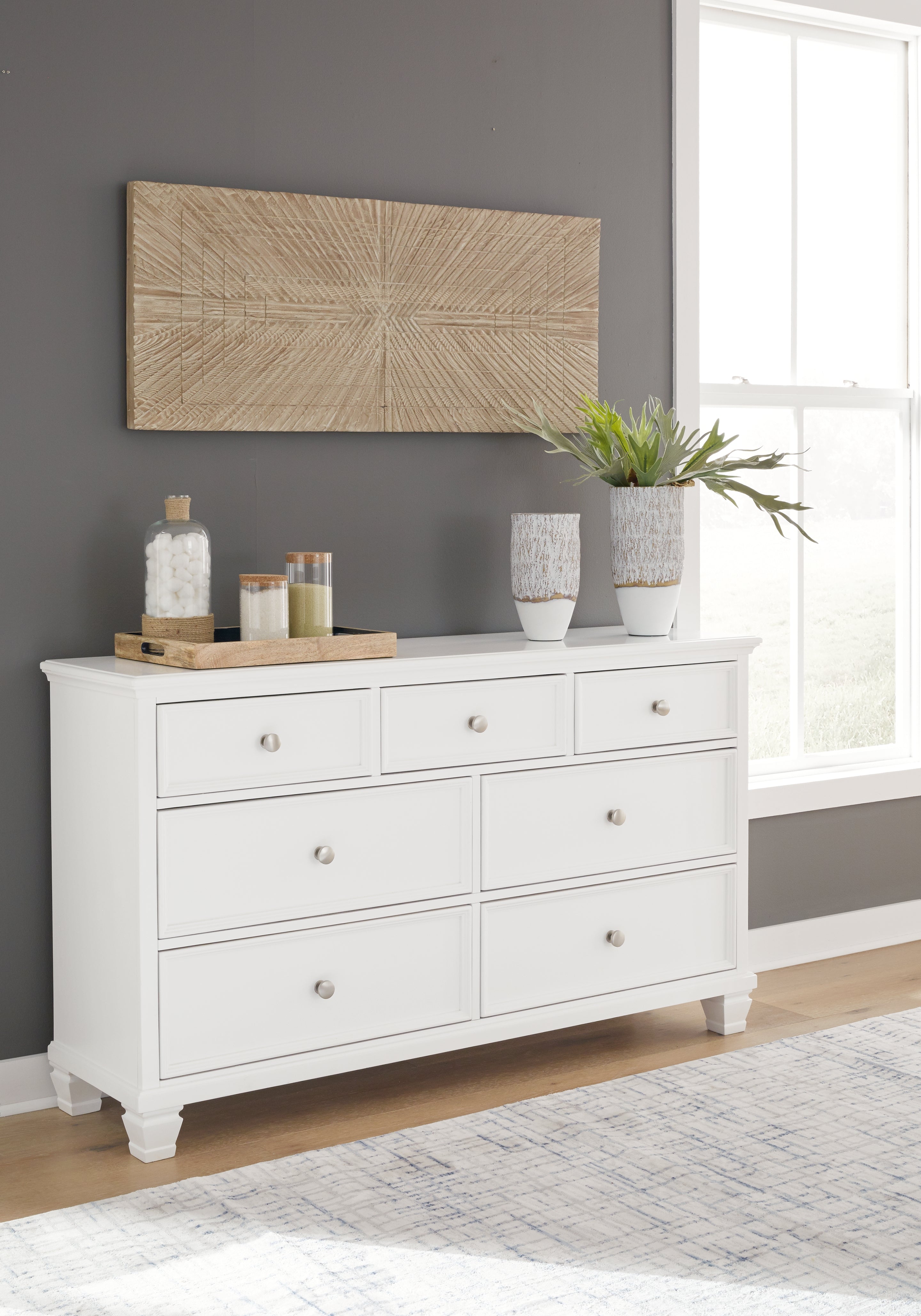Best Furniture Outlet - Ashley Furniture - Fortman Bedroom - Dresser / White - B680-31