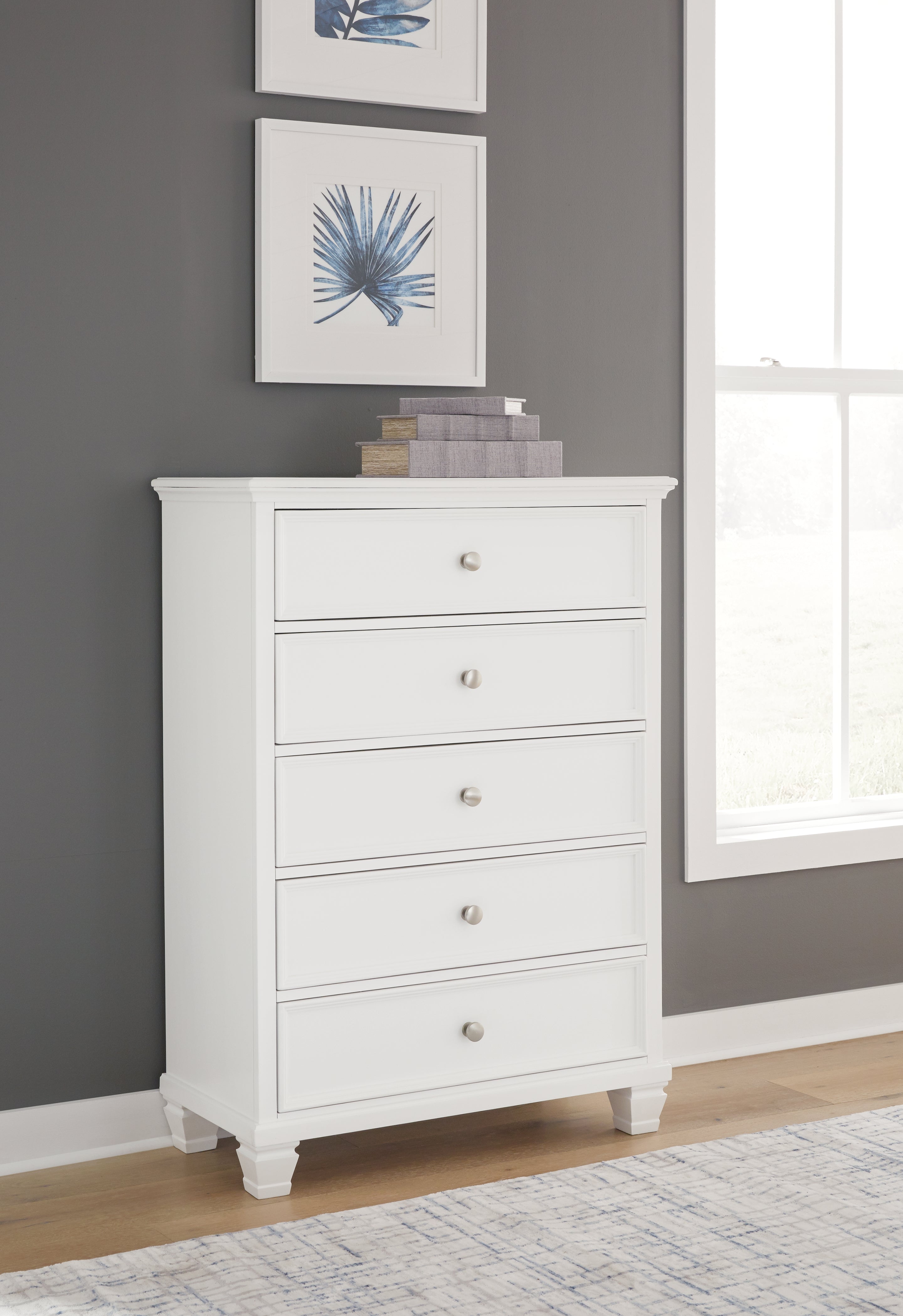 Best Furniture Outlet - Ashley Furniture - Fortman Bedroom - Five Drawer Chest / White - B680-46