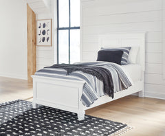 Best Furniture Outlet - Ashley Furniture - Fortman Bedroom - Twin Panel Bed / White - B680B6