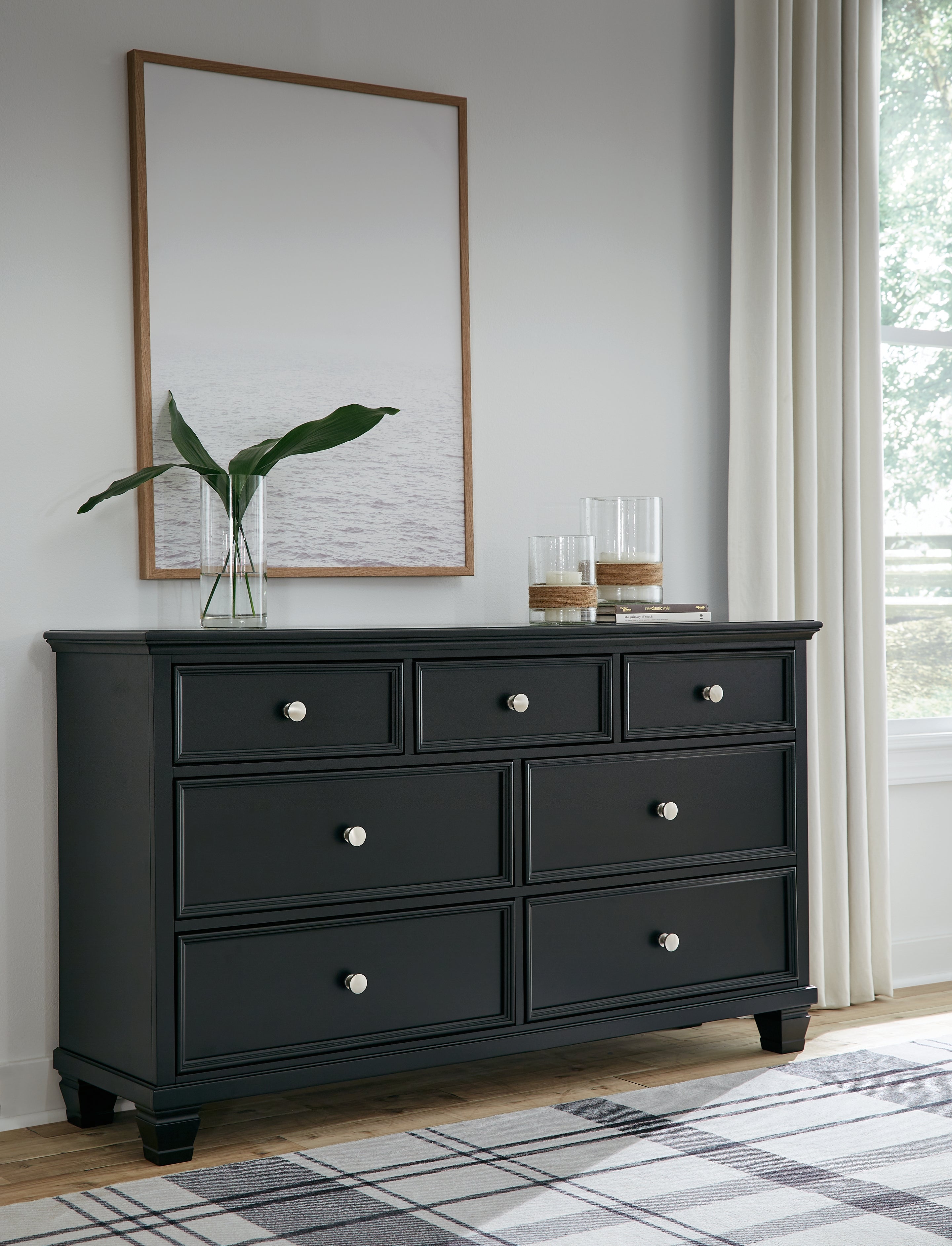 Best Furniture Outlet - Ashley Furniture - Lanolee Bedroom - Dresser / Black - B687-31