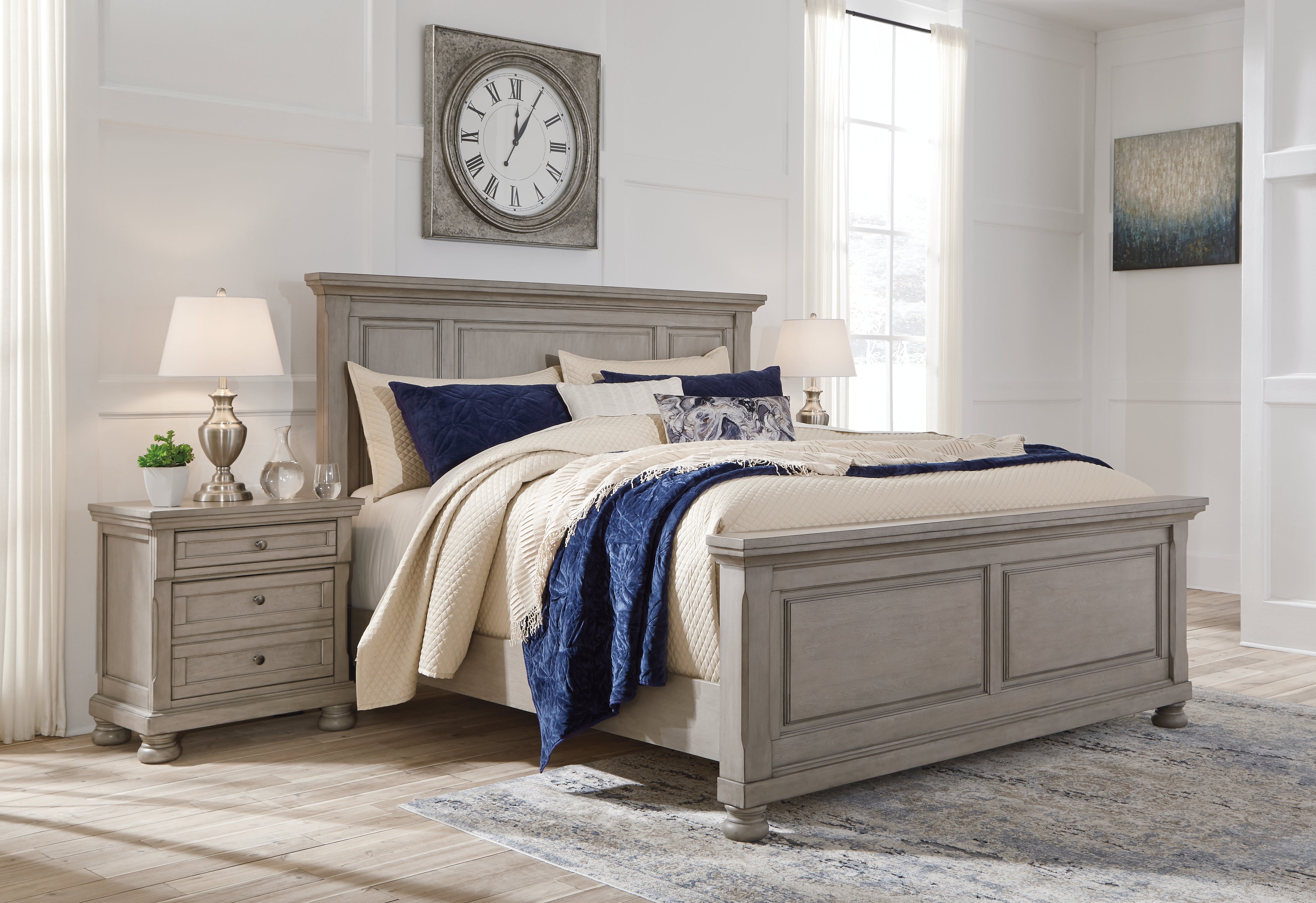Best Furniture Outlet - Ashley Furniture - Lettner Bedroom - King Panel Bed / Light Gray - B733B6