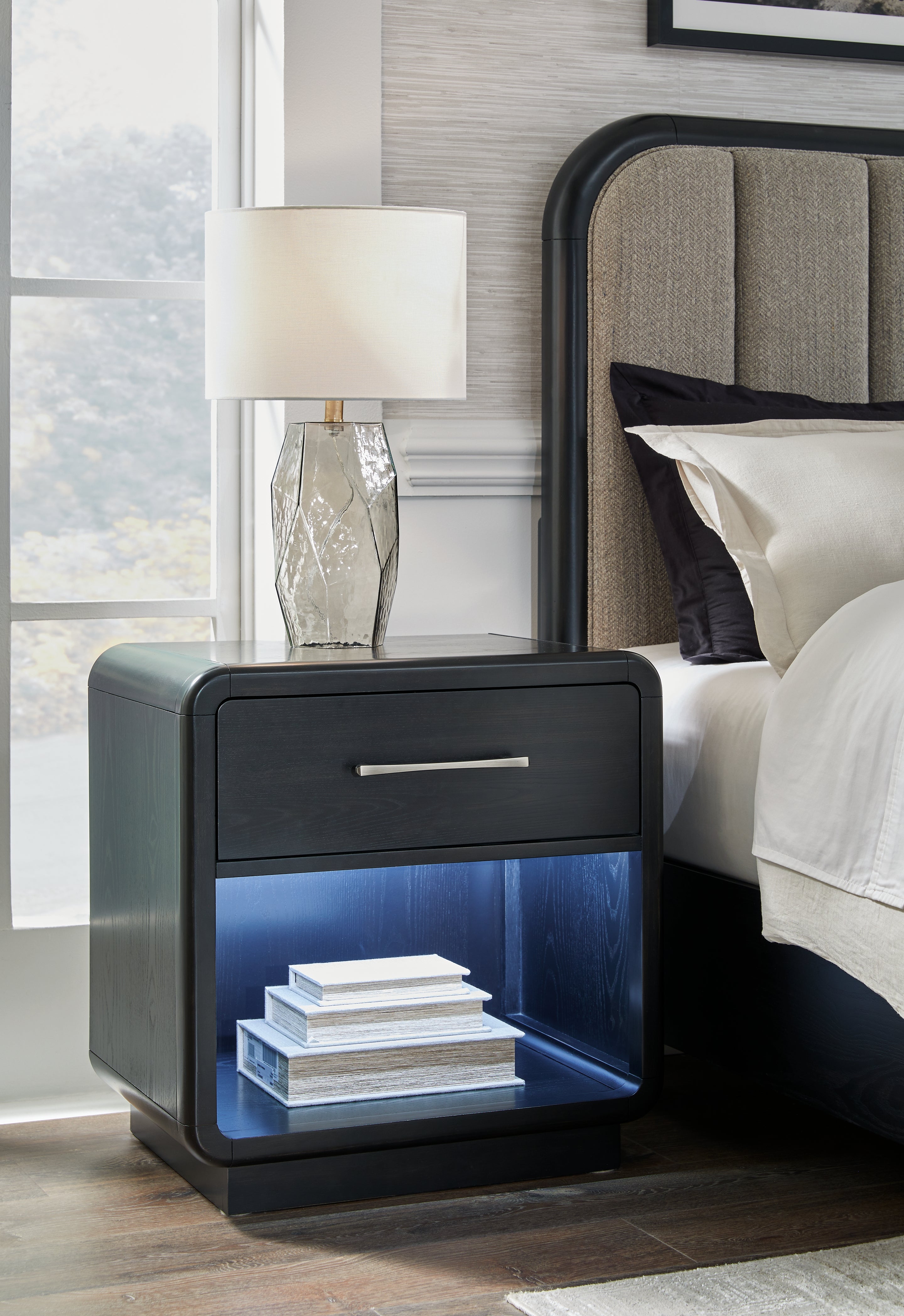 Best Furniture Outlet - Ashley Furniture - Rowanbeck Bedroom - One Drawer Night Stand / Black - B821-91