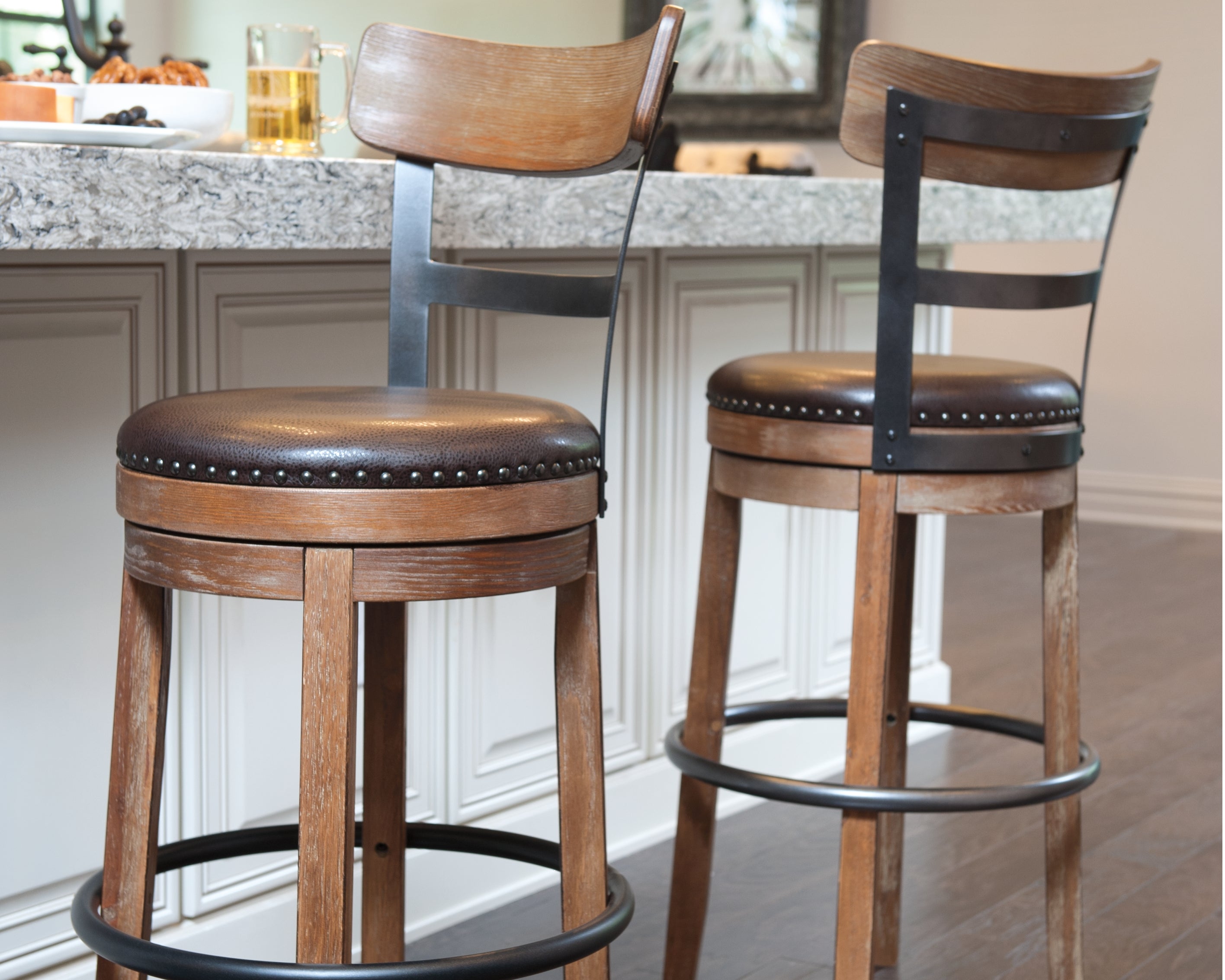 Best Furniture Outlet - Ashley Furniture - Pinnadel Dining Room - Bar Height Bar Stool (Set of 2) / Grayish Brown - D542-130X2