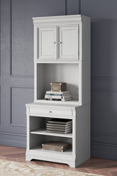 Best Furniture Outlet - Ashley Furniture - Kanwyn Bookcase - Bookcase / Whitewash - H777H7