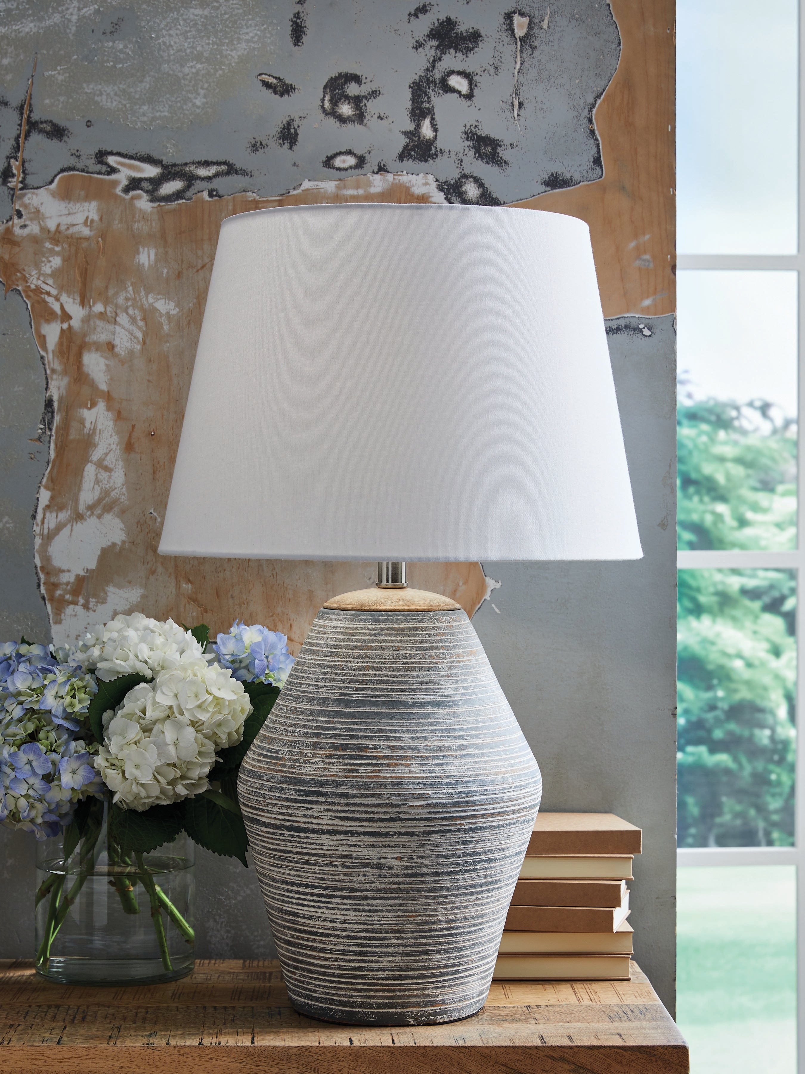Best Furniture Outlet - Ashley Furniture - Lawrock Lighting - Terracotta Table Lamp (1/CN) / Antique Blue - L100834