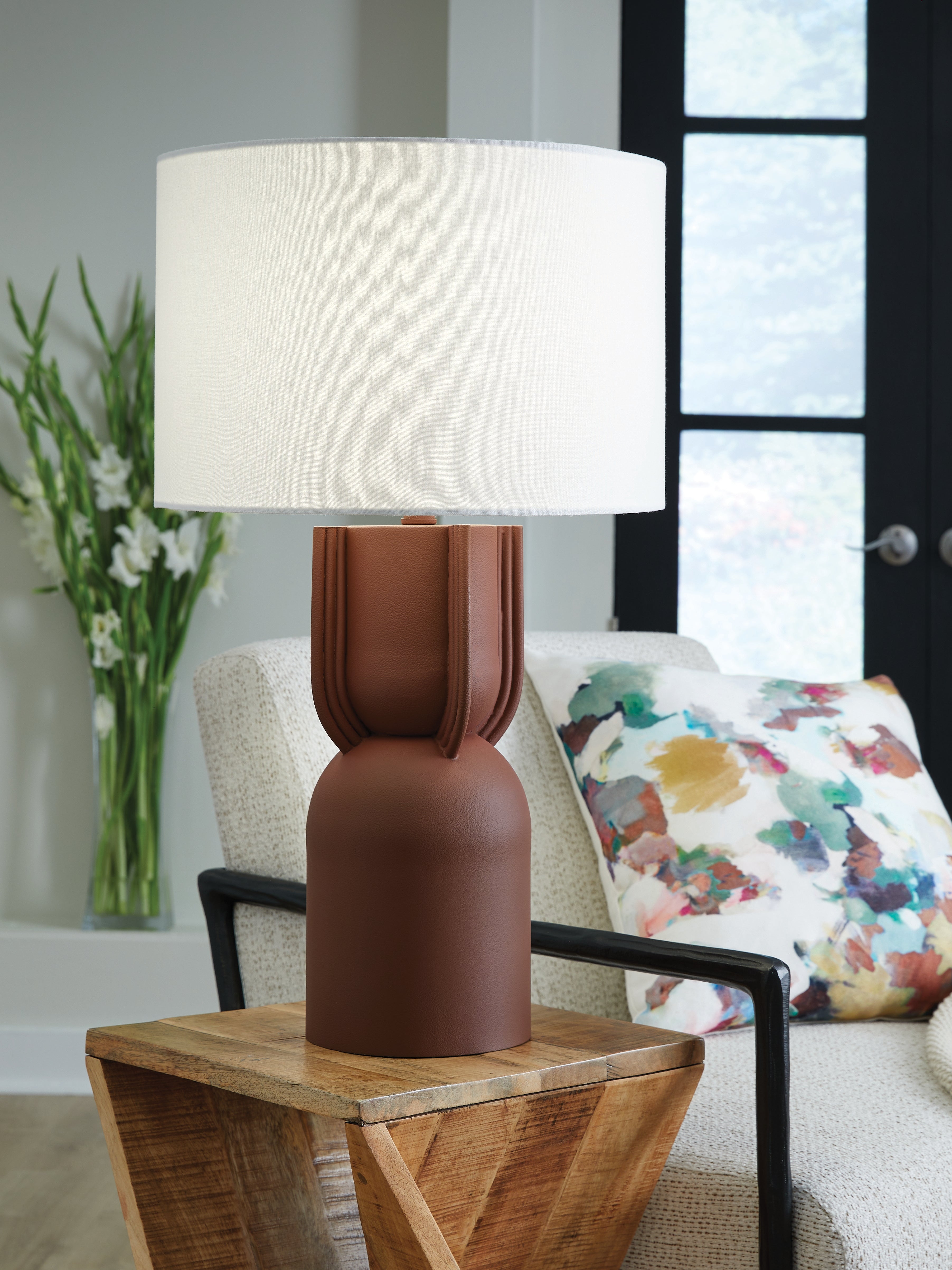 Best Furniture Outlet - Ashley Furniture - Rowandale Lighting - Metal Table Lamp (1/CN) / Brick Red - L207534