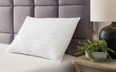 Best Furniture Outlet - Ashley Furniture - Zephyr 2.0 Pillows - Cotton Pillow (Set of 2)(9/CS) / White - M52110