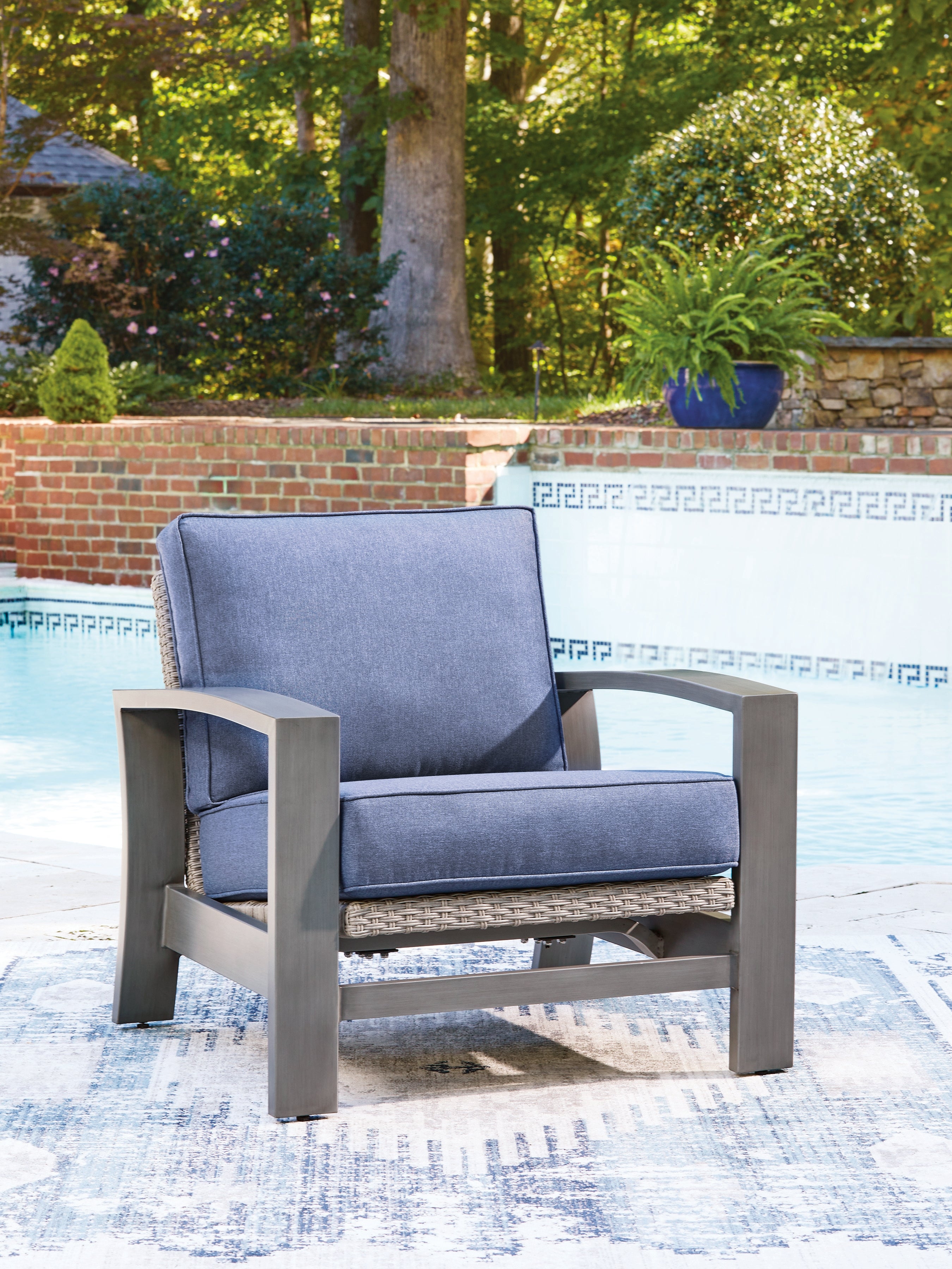 Best Furniture Outlet - Ashley Furniture - Half Moon Beach Outdoor - Spring Lounge Chair / Blue/Gray - PCP418-820