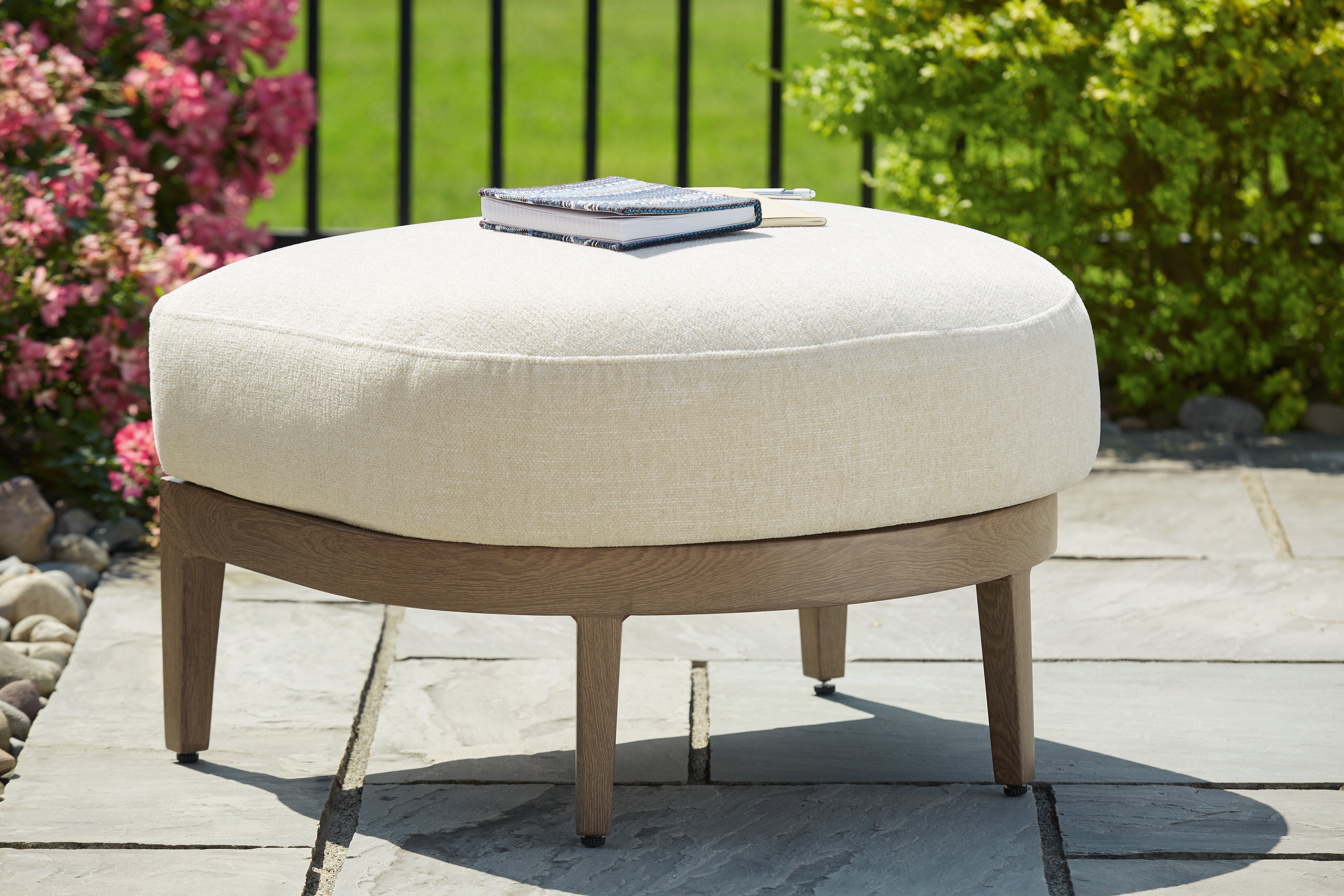 Best Furniture Outlet - Ashley Furniture - Serene Bay Outdoor - Ottoman with Cushion / Dark Brown/White - P671-814