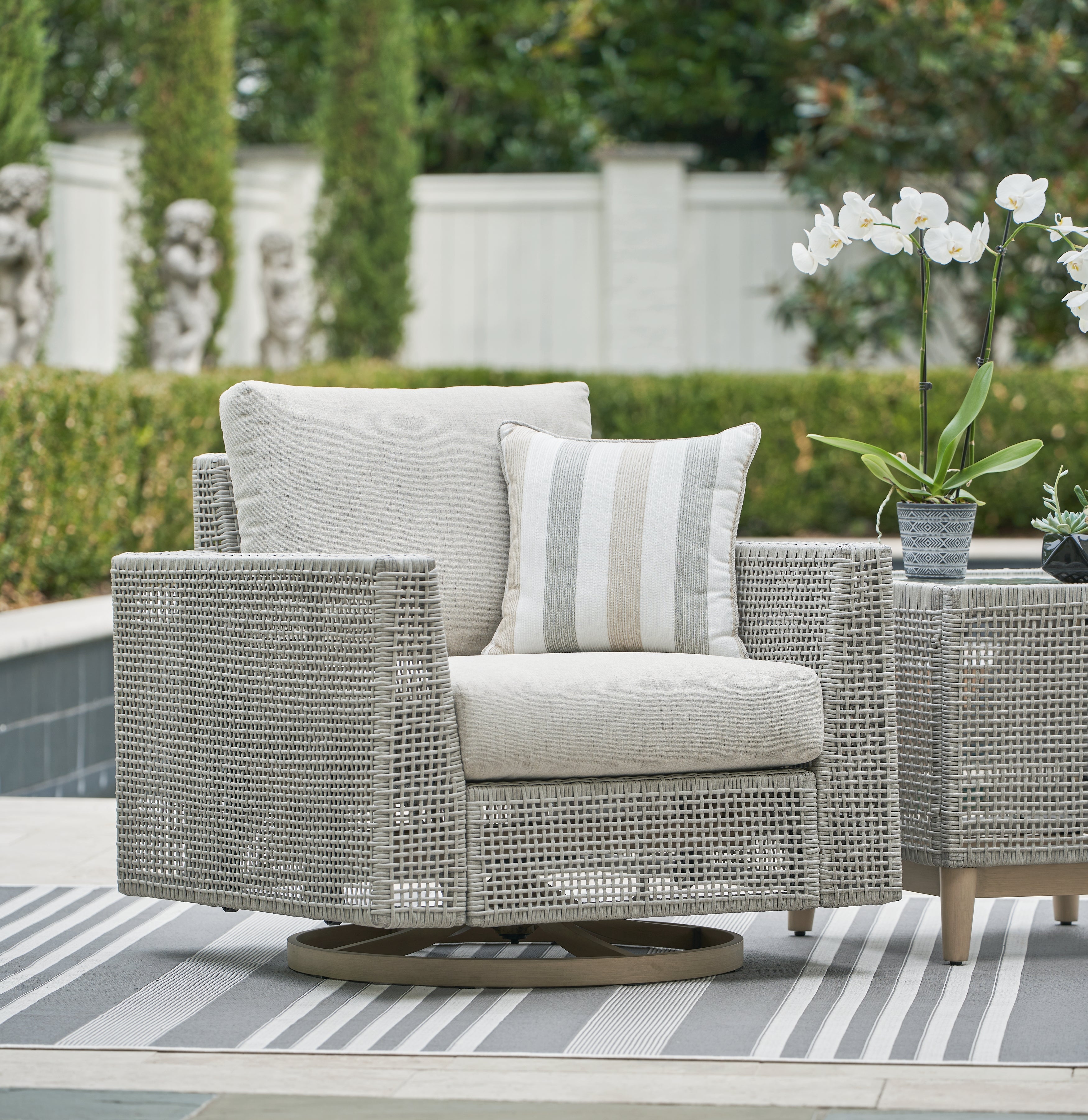 Best Furniture Outlet - Ashley Furniture - Seton Creek Outdoor - Swivel Lounge w/ Cushion / Gray - P798-821