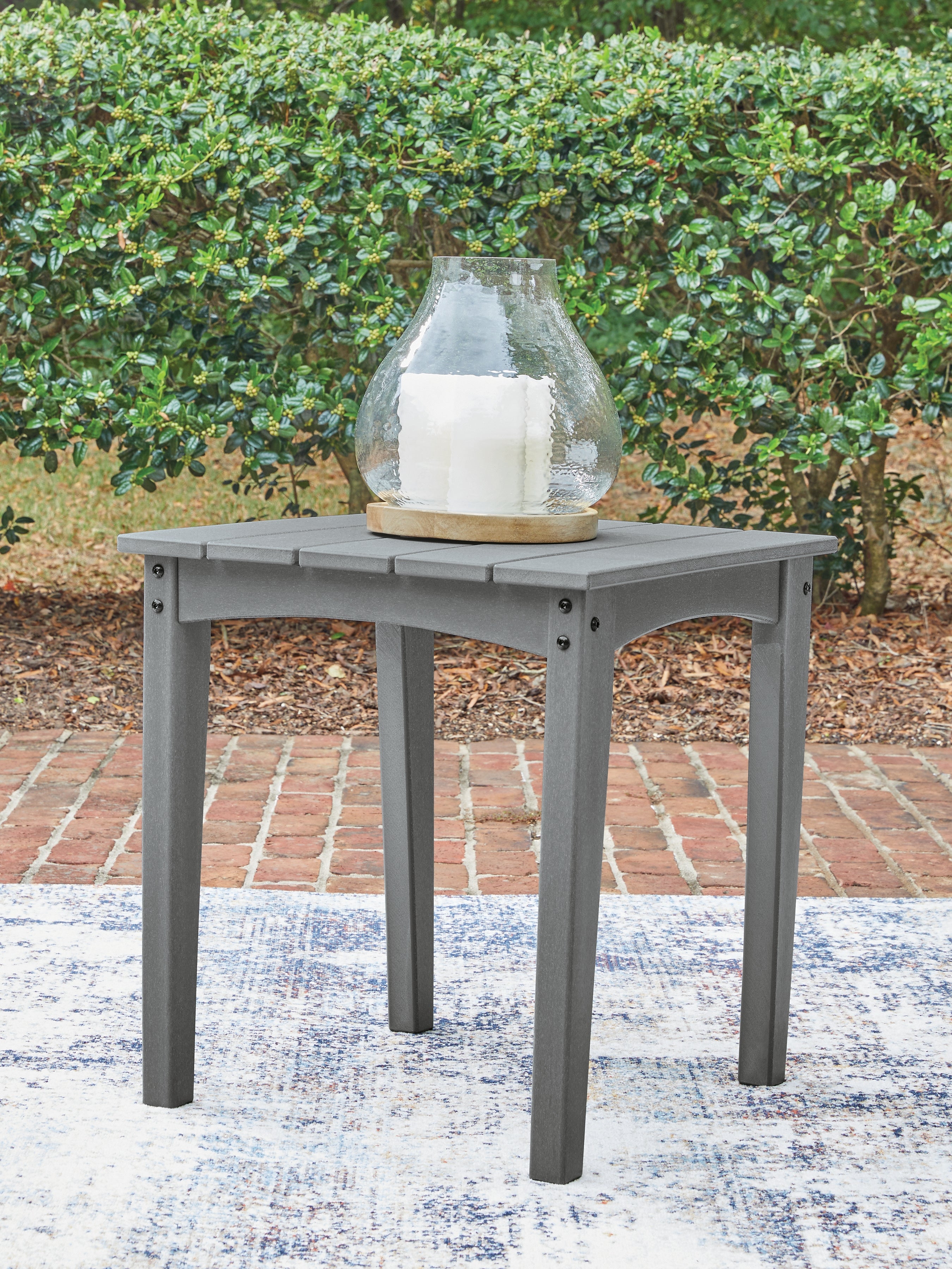 Best Furniture Outlet - Ashley Furniture - Cove Beach Outdoor - Square End Table / Gray - PCP803-702