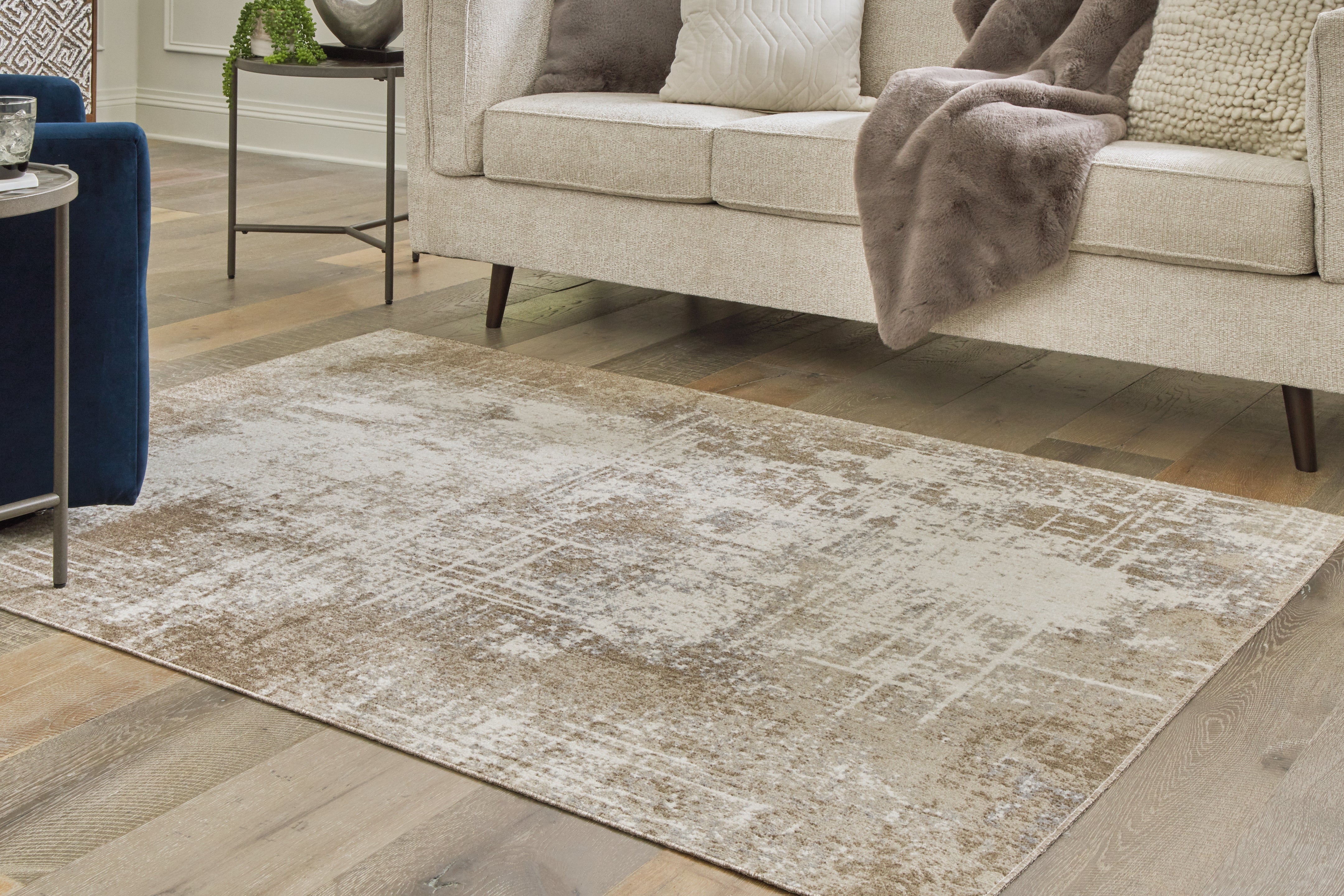 Best Furniture Outlet - Ashley Furniture - Grifflain Rug - 5'1" x 7' Washable Rug / Tan/Brown/Gray - R406232