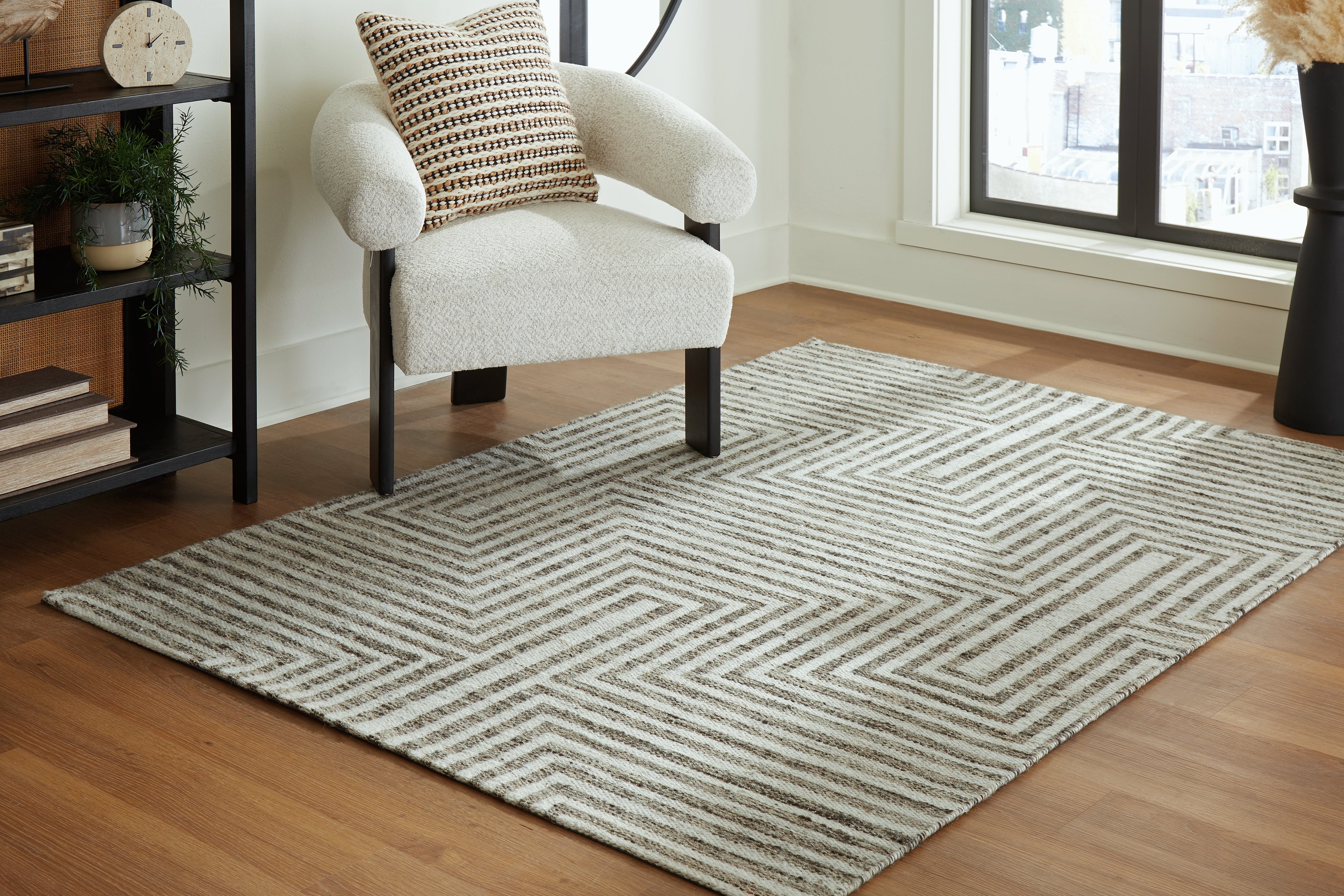 Best Furniture Outlet - Ashley Furniture - Jossen Rug - 5' x 7' Rug / Ivory/Gray - R406832