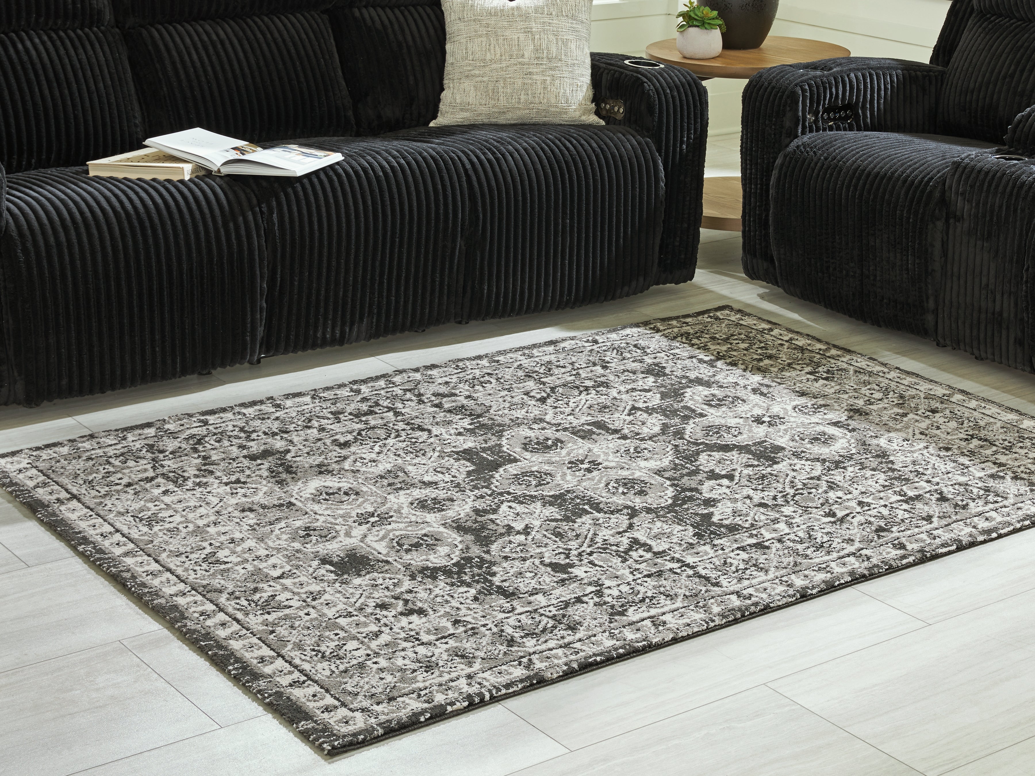 Best Furniture Outlet - Ashley Furniture - Glennisman Rug - Medium Rug / Black/Gray/Ivory - R407272