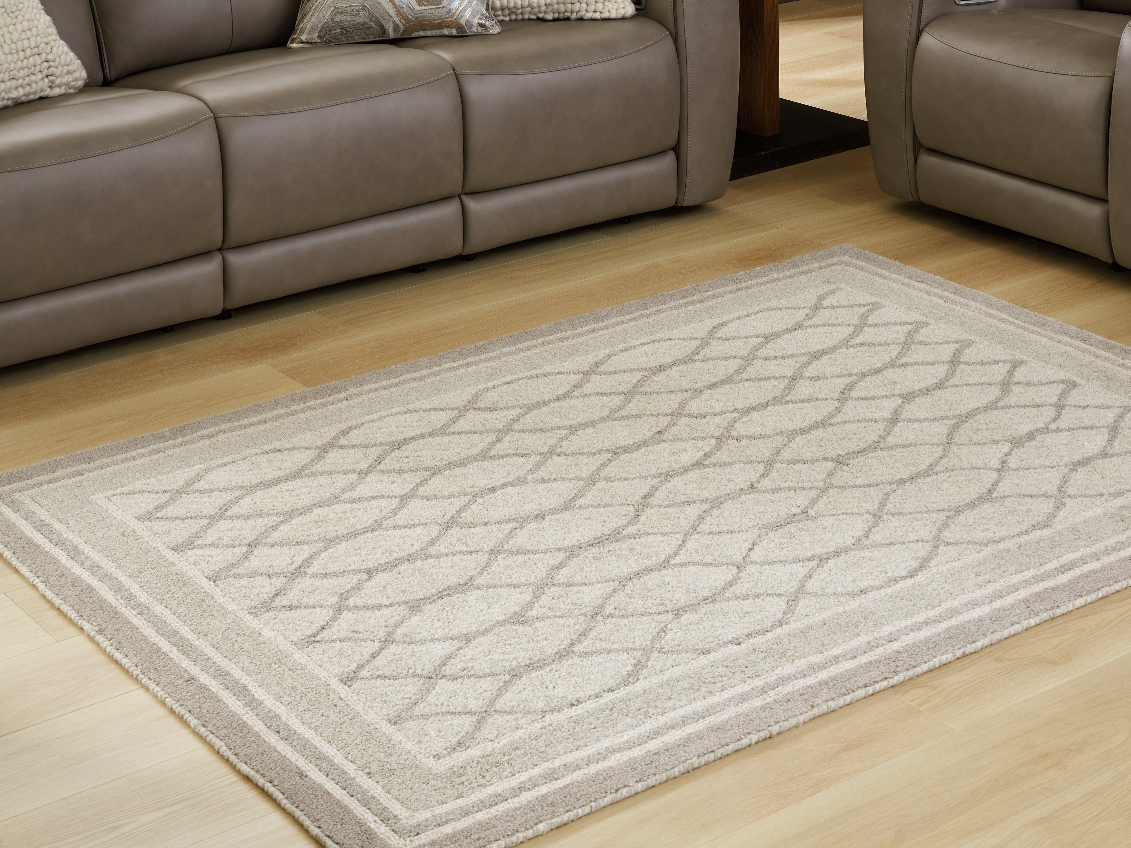 Best Furniture Outlet - Ashley Furniture - Wimney Rug - Medium Rug / Gray - R407282