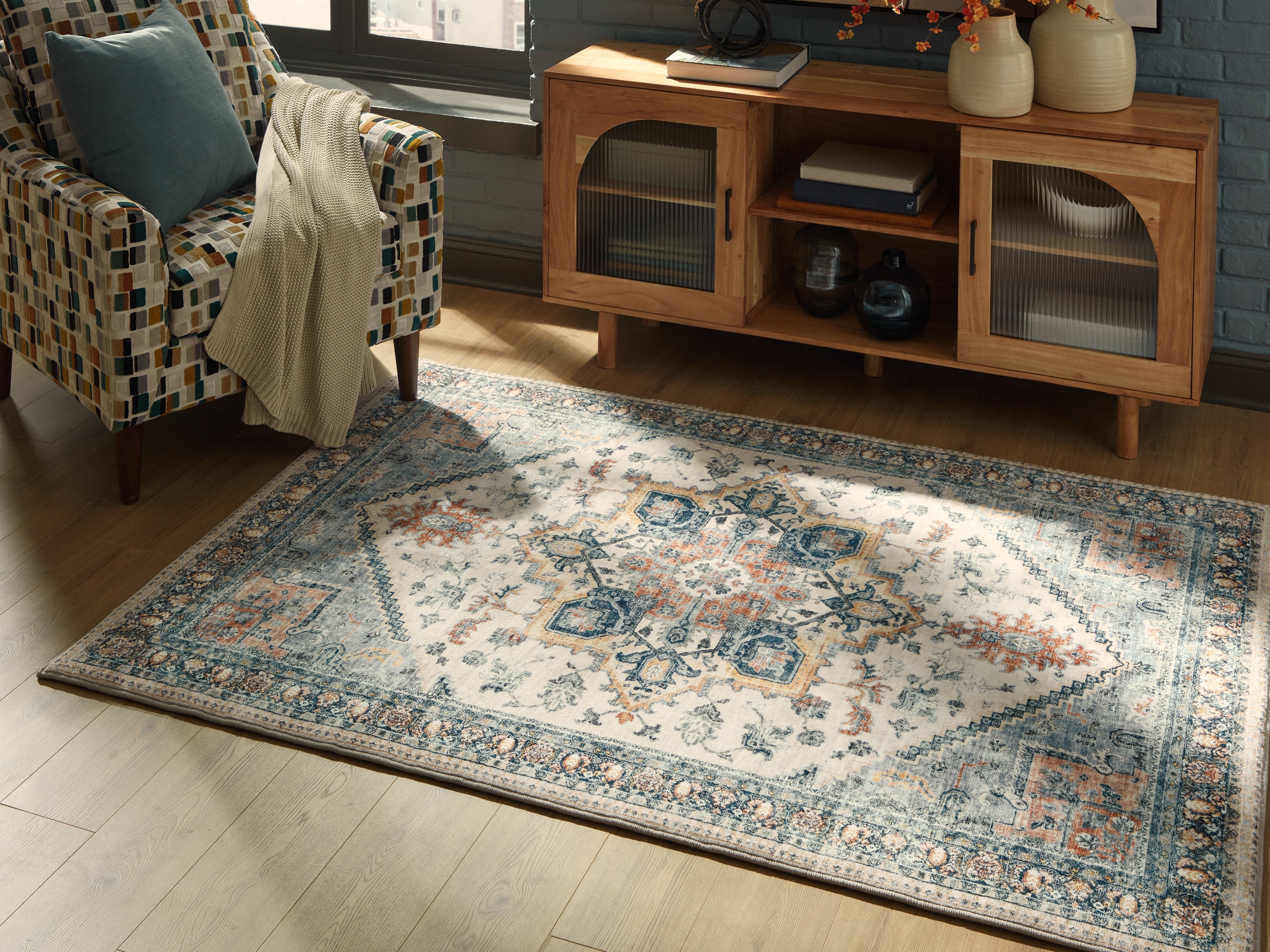 Best Furniture Outlet - Ashley Furniture - Wallney Rug - 5' x 7' Area Rug / Multi - R407492