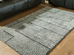 Best Furniture Outlet - Ashley Furniture - Kurtmen Rug - 5' x 7' Area Rug / Black/Ivory - R407592