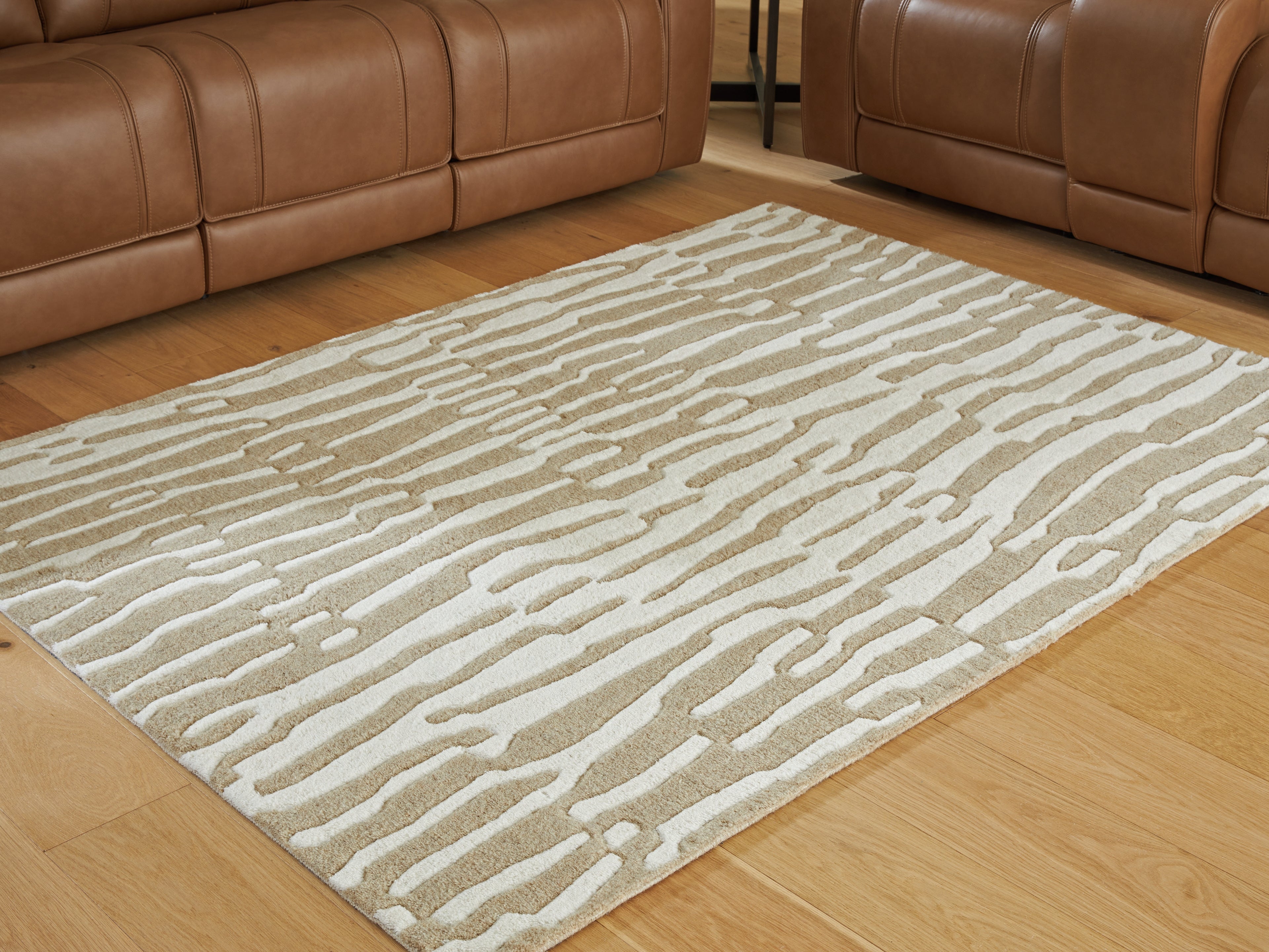 Best Furniture Outlet - Ashley Furniture - Corrbell Rug - 5' x 7' Area Rug / Beige/White - R407632