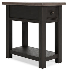Best Furniture Outlet - Ashley Furniture - Tyler Creek Chairside End Table - Chair Side End Table / Grayish Brown/Black - T736-107