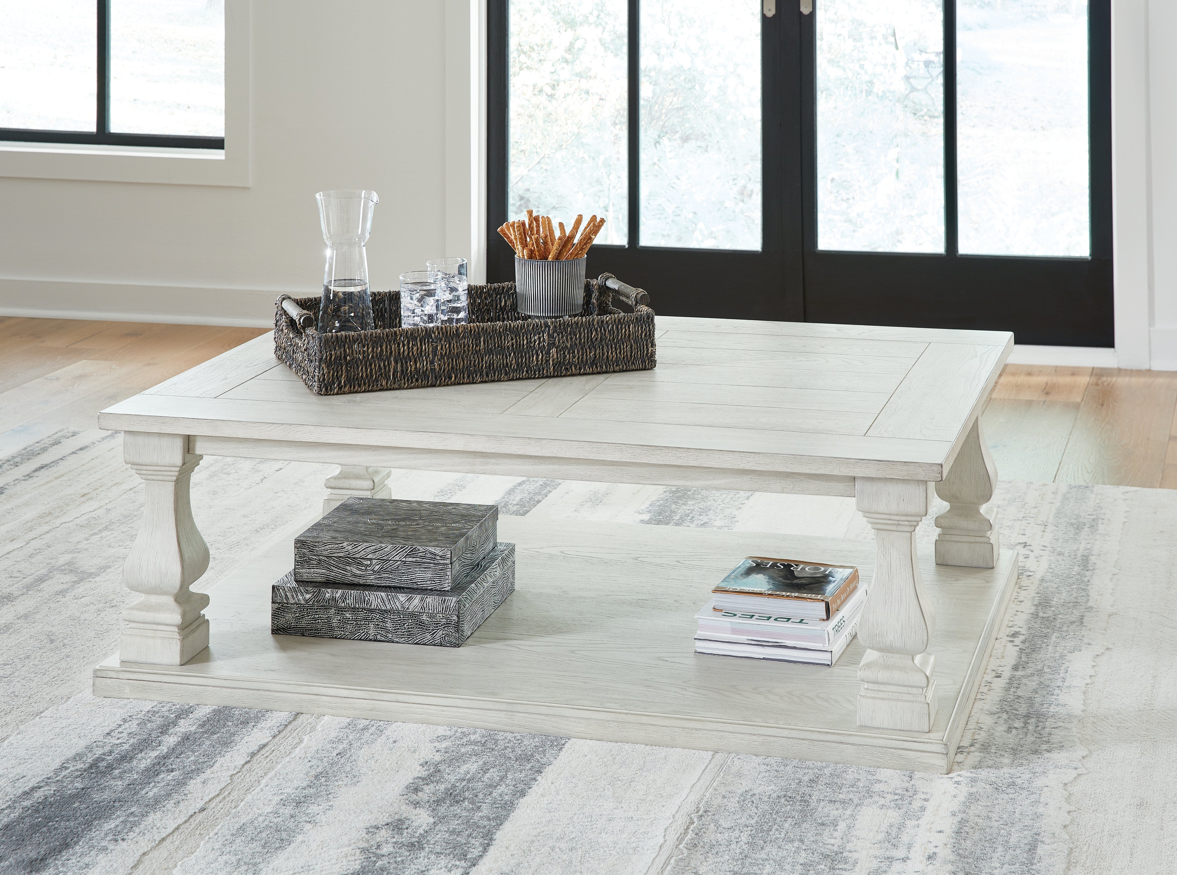 Best Furniture Outlet - Ashley Furniture - Arlendyne Coffee Table - Rectangular Cocktail Table / Antique White - T747-1