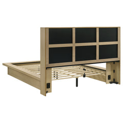 Hendricks 4-piece Queen Bedroom Set Light Oak
