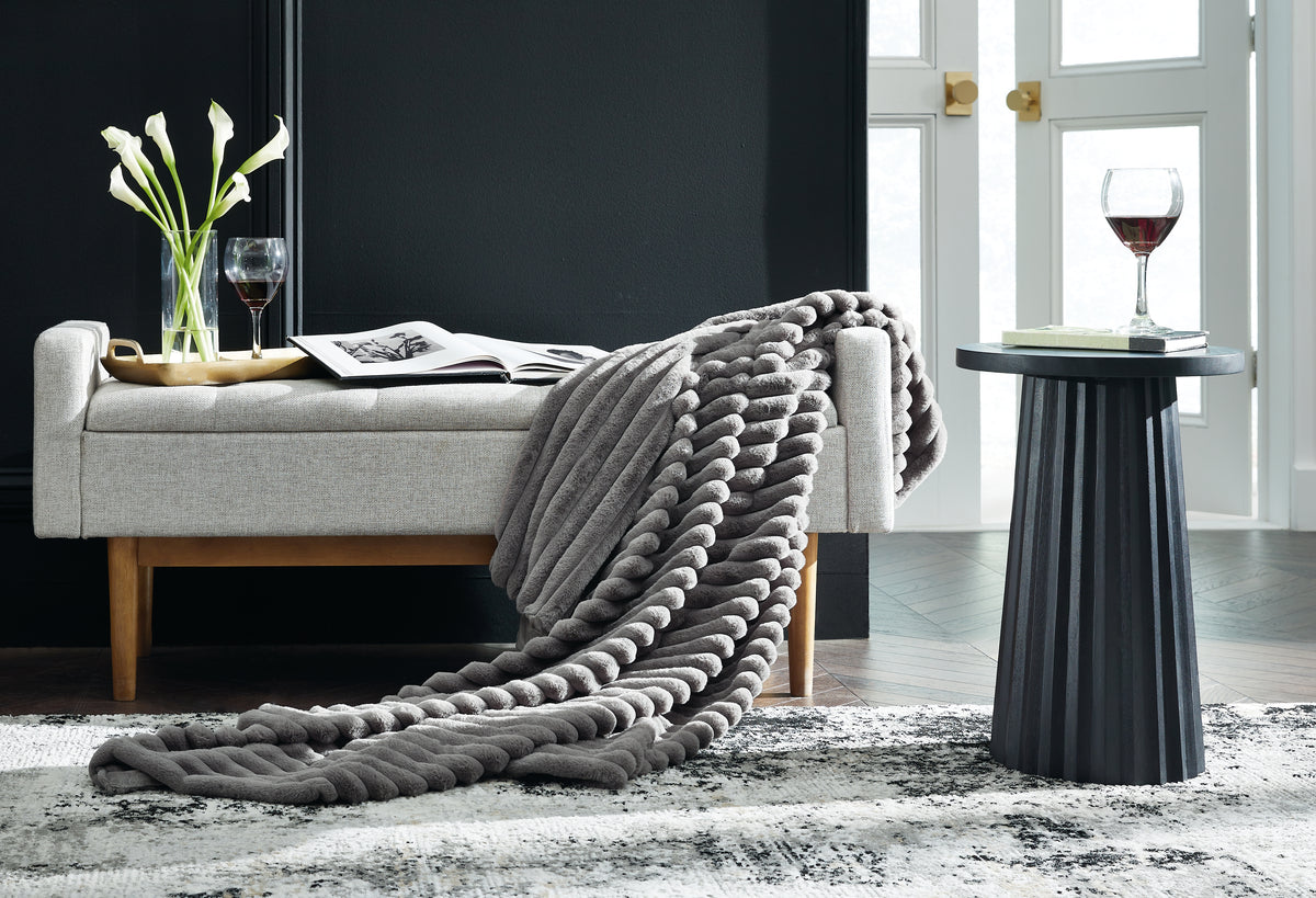 Best Furniture Outlet - Ashley Furniture - Alsonwell Throw (Set of 3) - Throw (3/CS) / Gray - A1001081