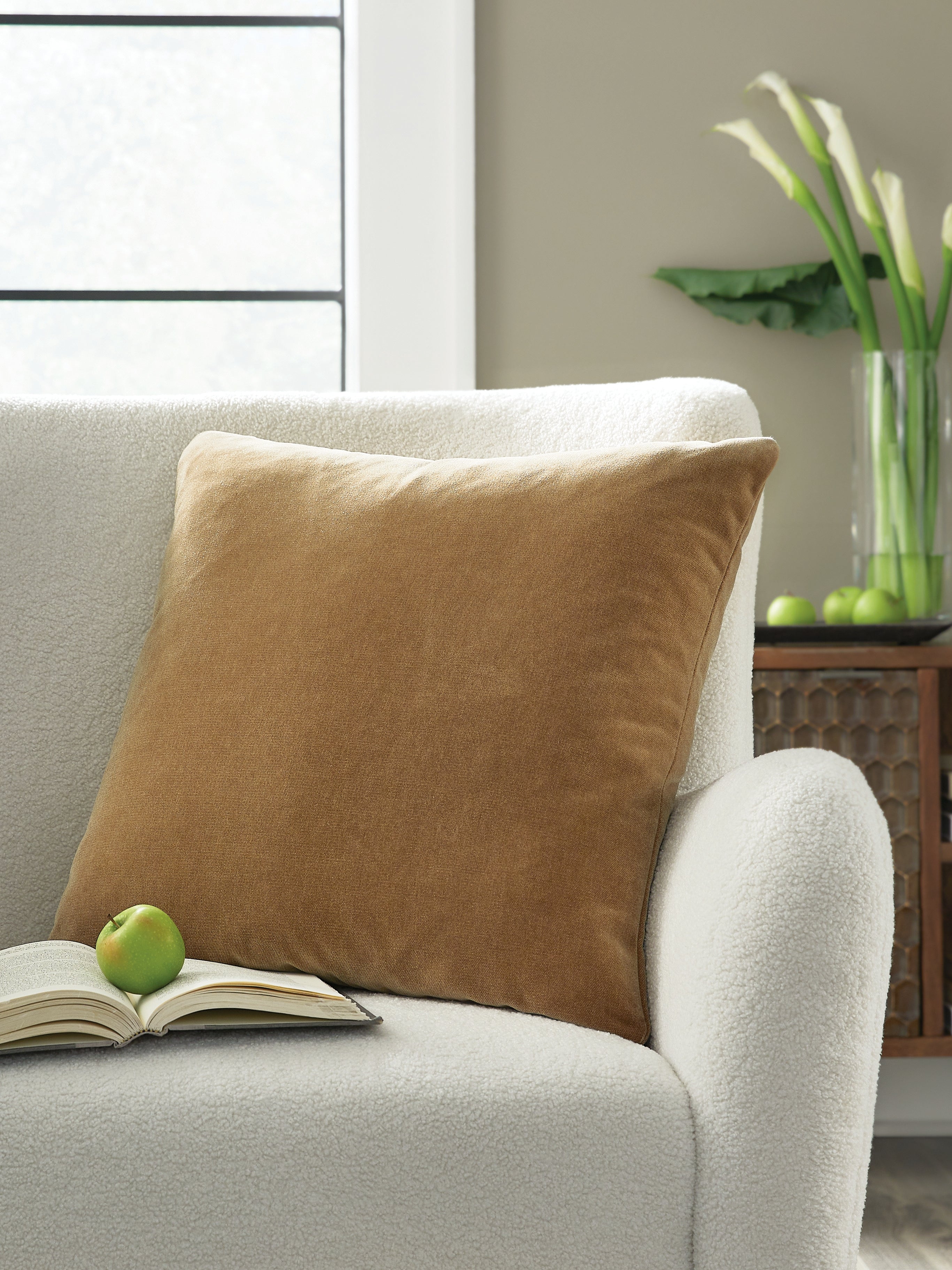 Best Furniture Outlet - Ashley Furniture - Jaxkins Pillows - Pillow (4/CS) / Camel - A1001139