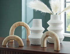 Best Furniture Outlet - Ashley Furniture - Maddwarth Accessory Set (Set of 5) - Accessory Set (5/CN) / White/Natural Brown - A2C00214