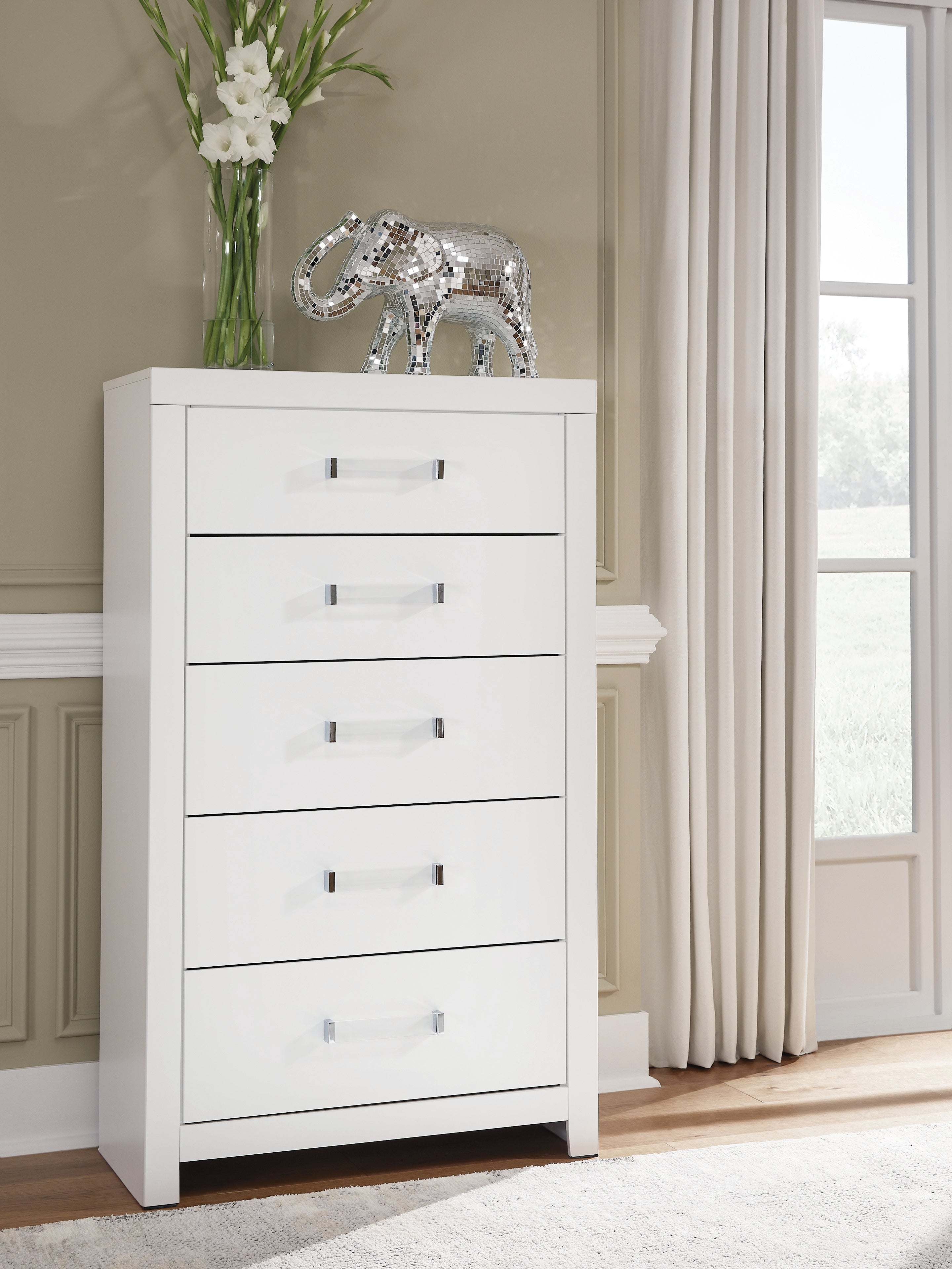 Best Furniture Outlet - Ashley Furniture - Maeling Bedroom - Five Drawer Chest / White - PCB1119-46